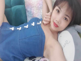 Alter: 31 / Waage - Alter: 157 / schlank - Geschlecht: weiblich - Ausrichtung: heterosexuell - Haare: schwarz / kurz - Piercing: keins - bewebmaster-Alter: B - Hautfarbe: asiatisch - Augen: schwarz - Rasur: teilrasiert